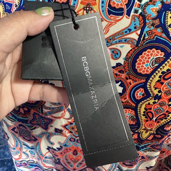 BCBG MaxAzria Bright Paisley Blouse NWT - Picture 7 of 10